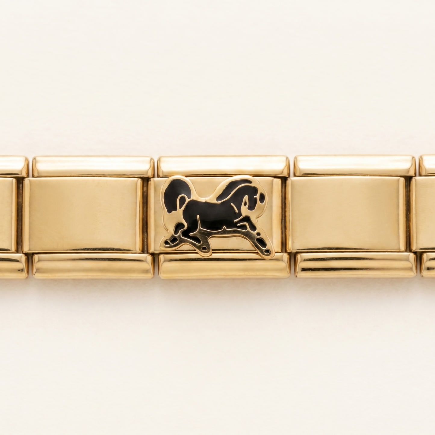 Italian Charm Schwarzes Pferd Anmut und Freiheit | NovoCharm