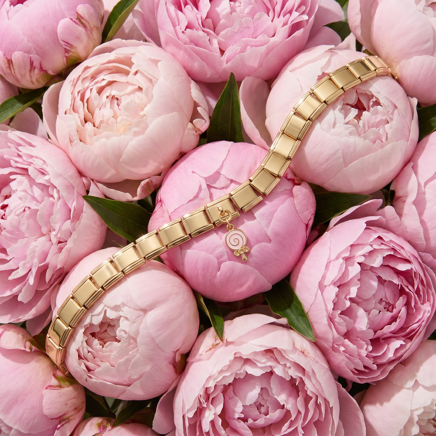 Italian Charm Lolli Anhänger kombiniert mit weiteren Charms am Armband