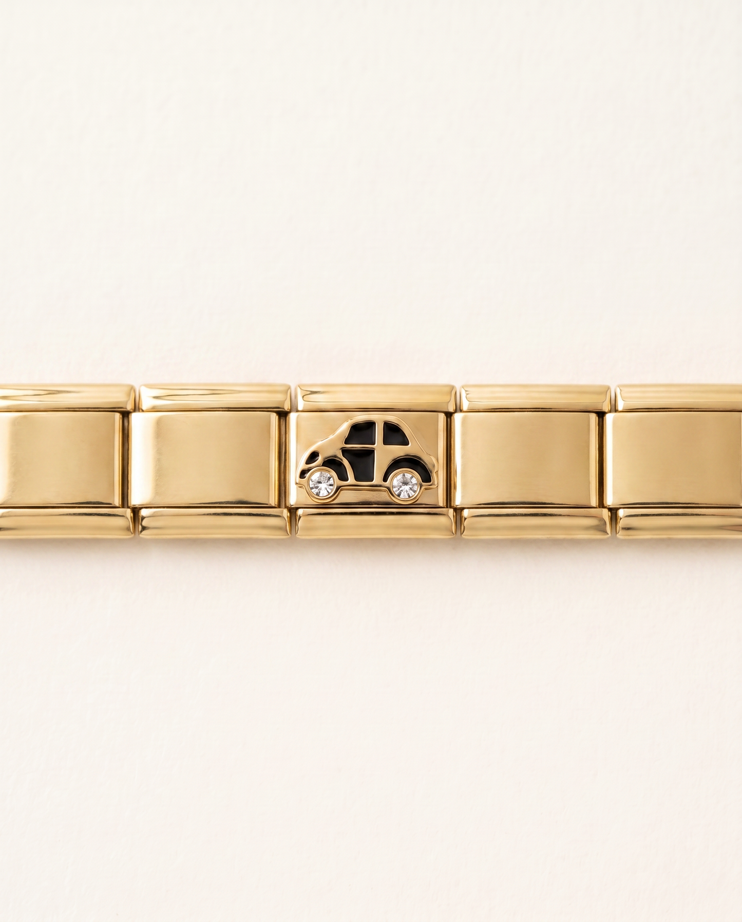 Street Style Auto Charm seitliche Ansicht Edelstahl Gold-Finish